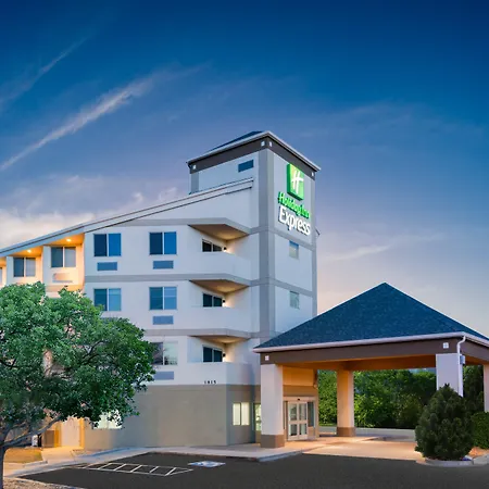Holiday Inn Express & Suites Colorado Springs-Airport By Ihg